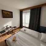 Marina Alpen Haus Pensjonat 3*