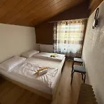 Marina Alpen Haus Pensjonat Zell am See