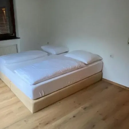 Marina Alpen Haus زيل أم سي