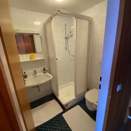 Marina Alpen Haus زيل أم سي