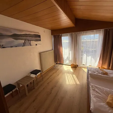 بيت ضيافة Marina Alpen Haus